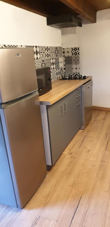 Appartement De Charme Vieille Ville Корт Экстерьер фото